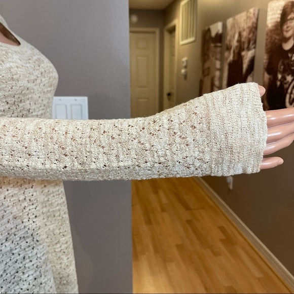 Lightweight cream knit tunic - Picture 7 of 10